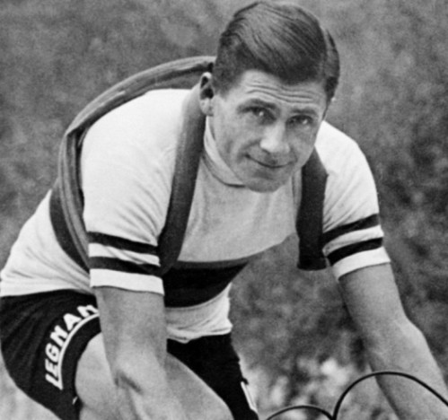Alfredo Binda uno de los ciclistas que ha ganado más veces el Giro